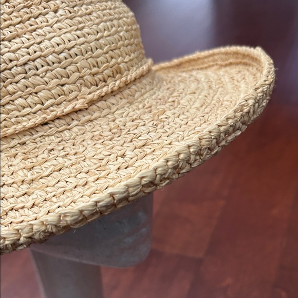 Vintage Woven Straw Sun Hat, Straight out of a 90s RomCom - Picture 7 of 13